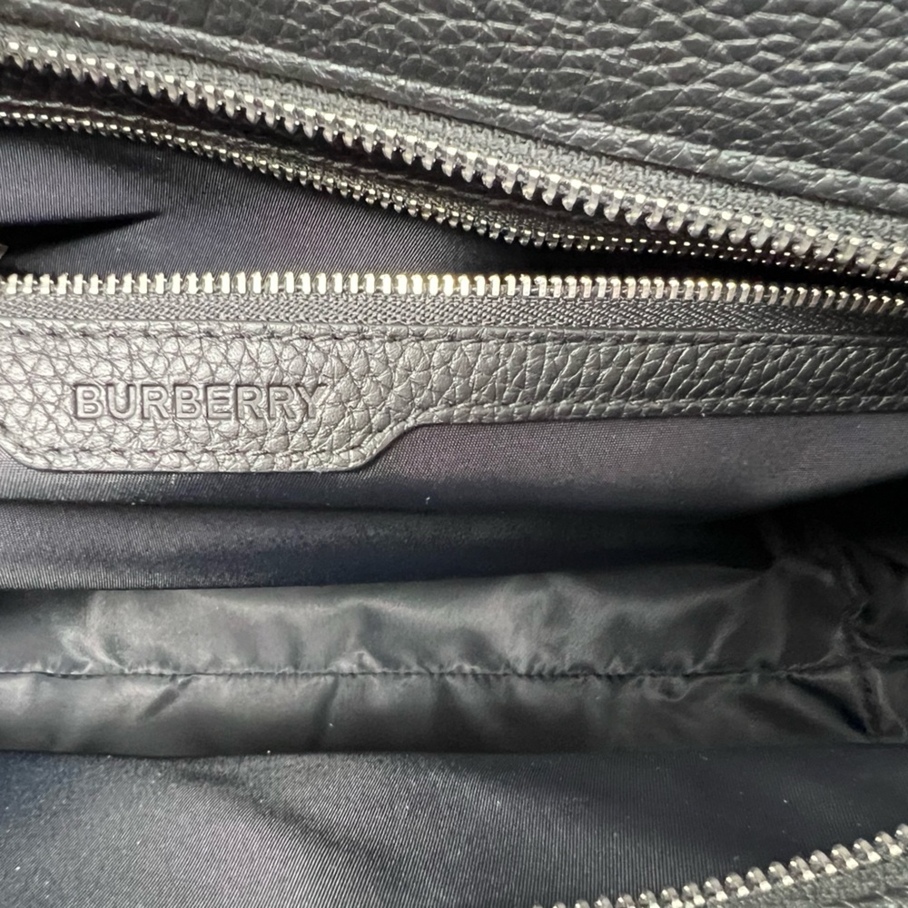 NWT Burberry leather Ardwell Logo Embossed black Leather shopping Tote - Picture 14 of 16
